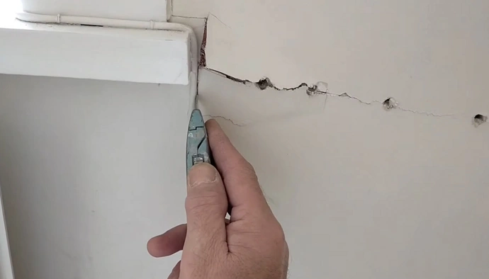 How To Repair Lining Paper?