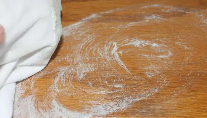How to Remove Chalk From Unfinished Wood