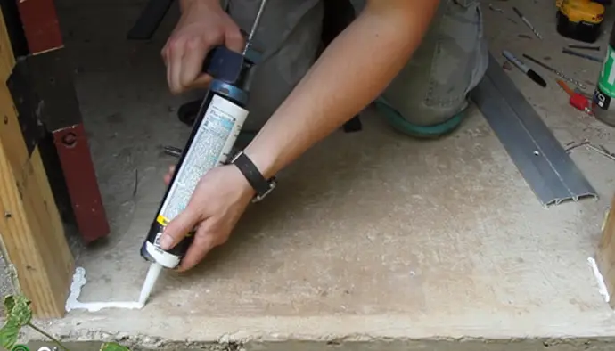 Best Sealant For Door Threshold On Concrete: Reviews in 2024